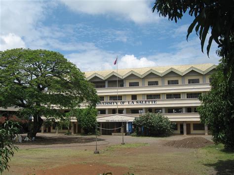 University of La Salette .